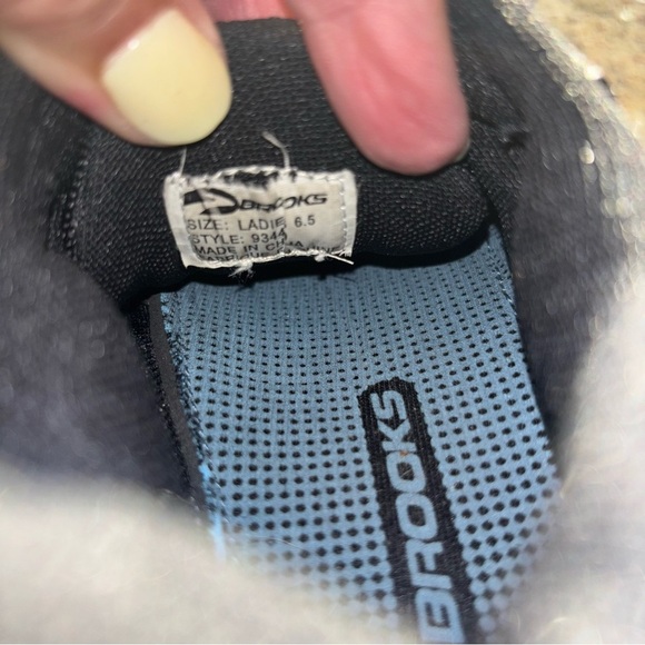 Brooks Cycling Shoes - Picture 8 of 9